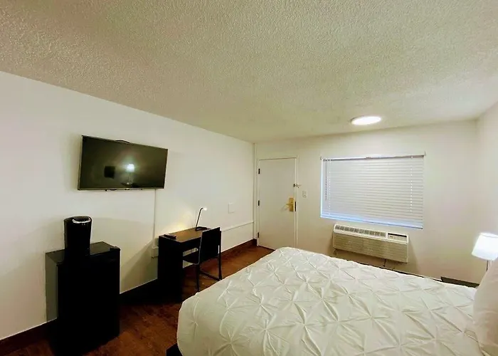 A Victory & - North Hotel Phoenix
